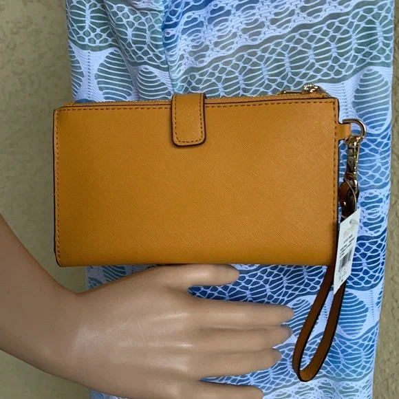 Michael Kors Jet Set Travel Marigold Double Zip Wristlet Leather
